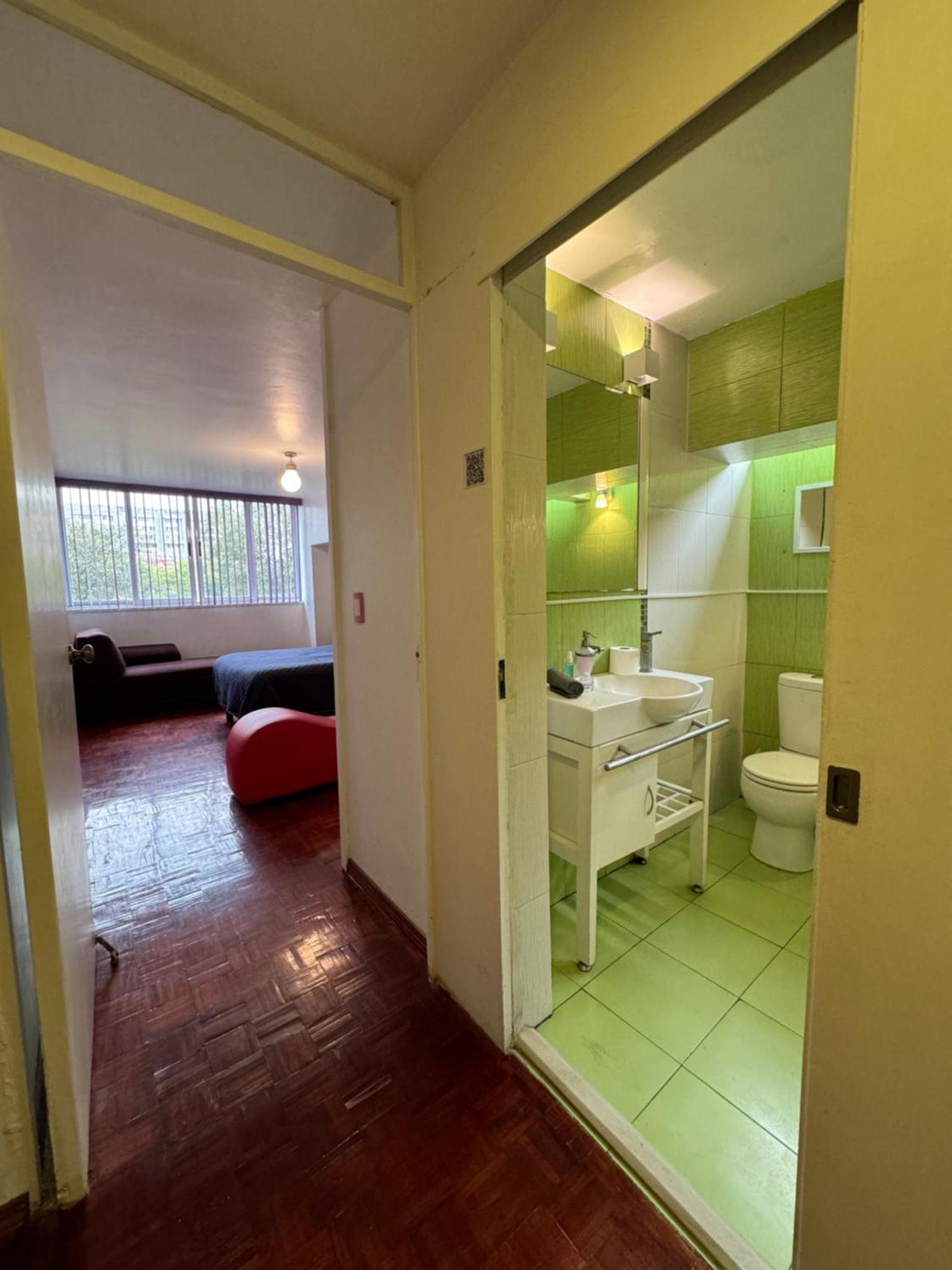 Campsite Amplia E Indep C/ Jacuzzi, Centrica.